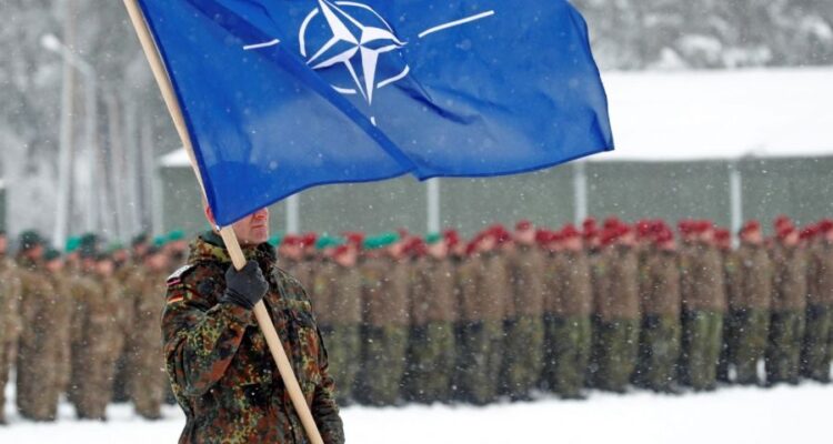 Documentos secretos revelarían plan de Putin para una "Tercera Guerra Mundial" contra la OTAN en 2025