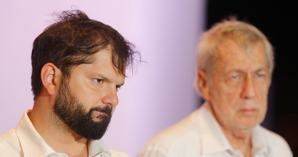 Presidente junto al canciller