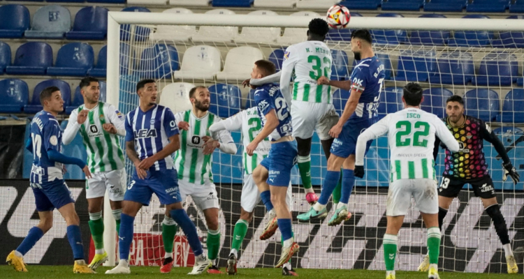 Real Betis no levanta cabeza y cae ante Alavés para despedirse de la Copa del Rey.