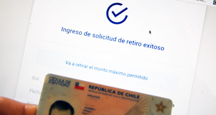 Una AFP tendrá que entregar el 10% del tercer retiro de fondos a la madre de un afiliado