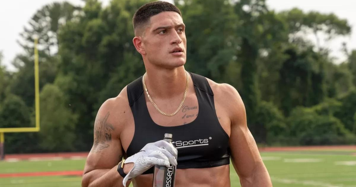 Sammis Reyes y su futuro entre la WWE y la NFL.