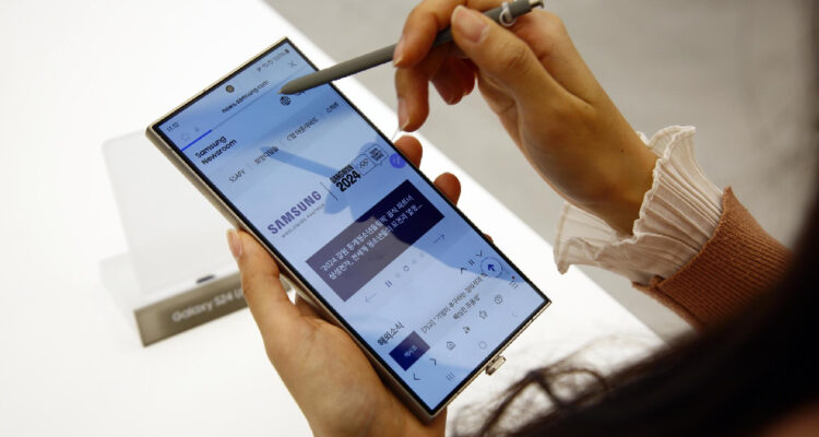 Un Galaxy S24 en un evento Unpacked en Seul, Corea