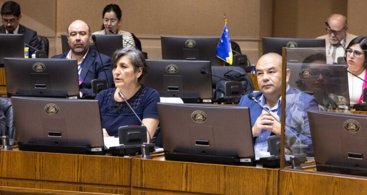 Comisión de Salud del Senado despachó ley corta de isapres, pero rechazó propuesta clave