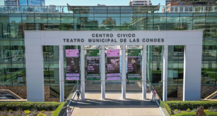 Revelan sobresueldos millonarios en teatro Municipal de Las Condes: gerenta recibió hasta $10 millones