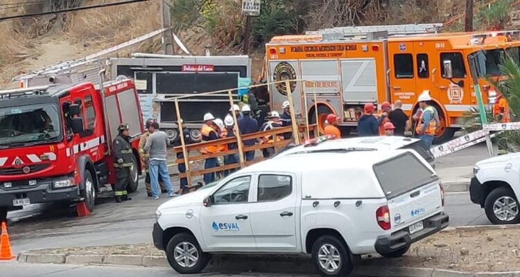 Trabajador muere tras rotura de matriz en Valparaíso