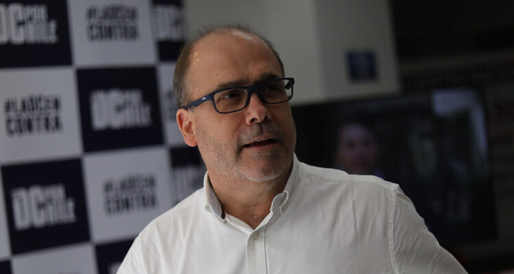 Alberto Undurraga (DC) reconoce reunión en casa de lobbista Zalaquett y “echa al agua” a senador RN