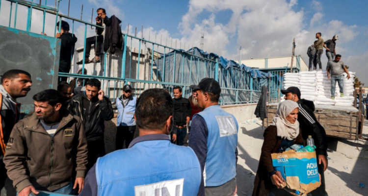 Varios países suspenden financiamiento a agencia palestina de la ONU