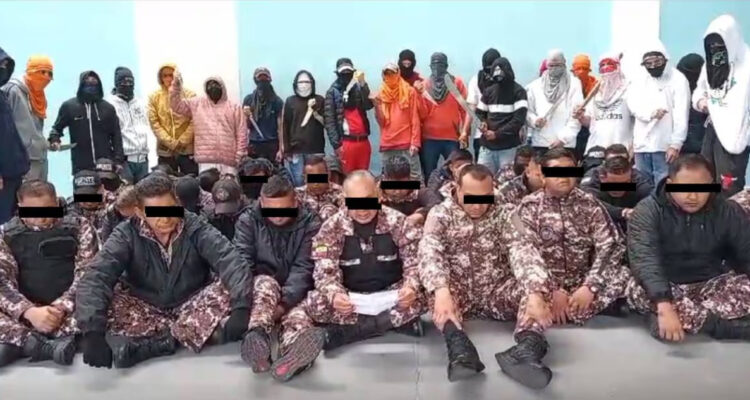 Crisis de seguridad: surgen dramáticos videos de guardias secuestrados por reos en cárceles de Ecuador