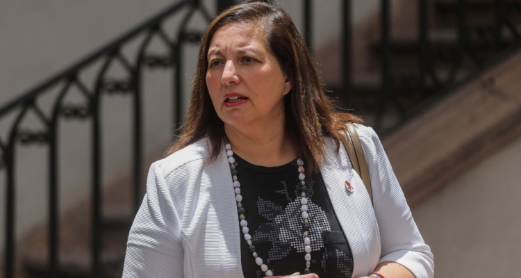 Vodanovic reunióin casa Zalaquett