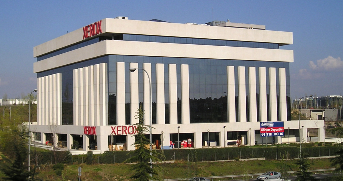 La empresa de impresoras Xerox anunció despido de 3 mil trabajadores y sus acciones se fueron a pique
