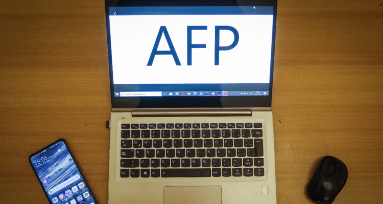 traspasos entre multifondos de las afp anotaron caida historica