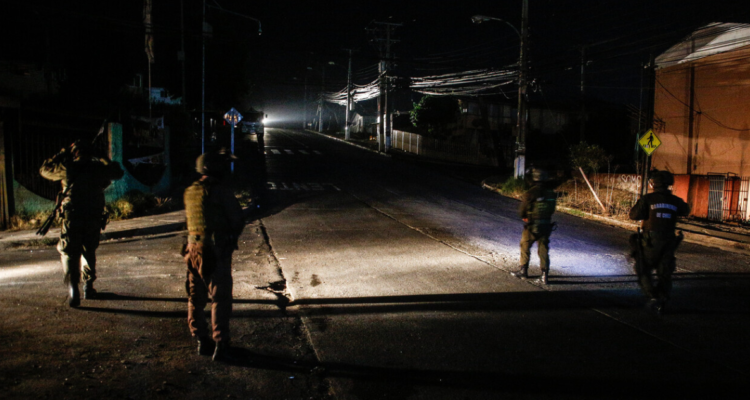 Prolongan toque de queda en sectores afectados por incendios en Viña y Quilpué: horario se acotó