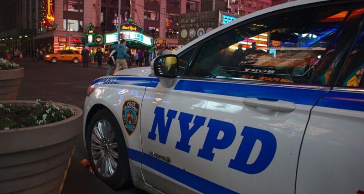 Al menos 6 personas son baleadas en metro del Bronx en Nueva York