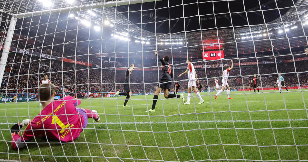Bayer Leverkusen es aun más líder en la Bundesliga.