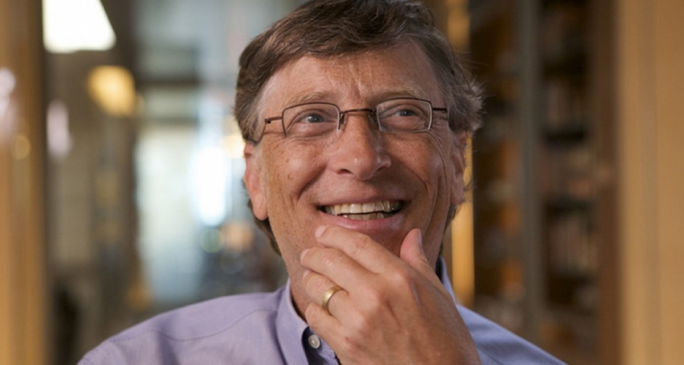 Bill Gates pensando en robots.