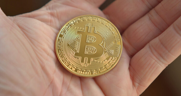 El bitcoin se dispara y se sitúa en niveles no vistos desde noviembre de 2021