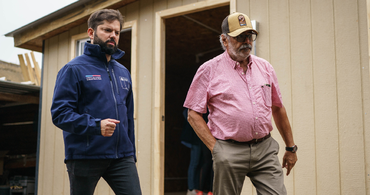 Presidente Boric en la entrega de viviendas de emergencia en la comuna de Villa Alemana