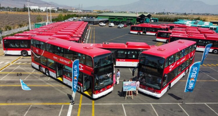 Buses RED de dos pisos tienen nuevo recorrido, el 542: conoce aquí si pasará por tu comuna