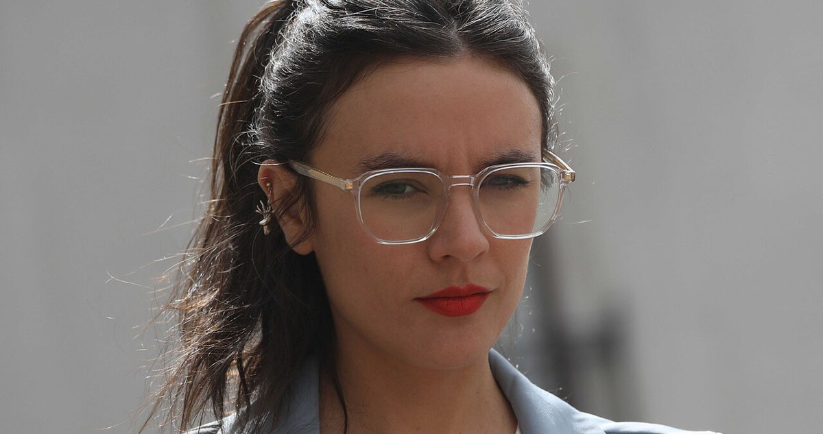 Ministra Camila Vallejo no asistirá al funeral de Sebastián Piñera por encontrarse enferma