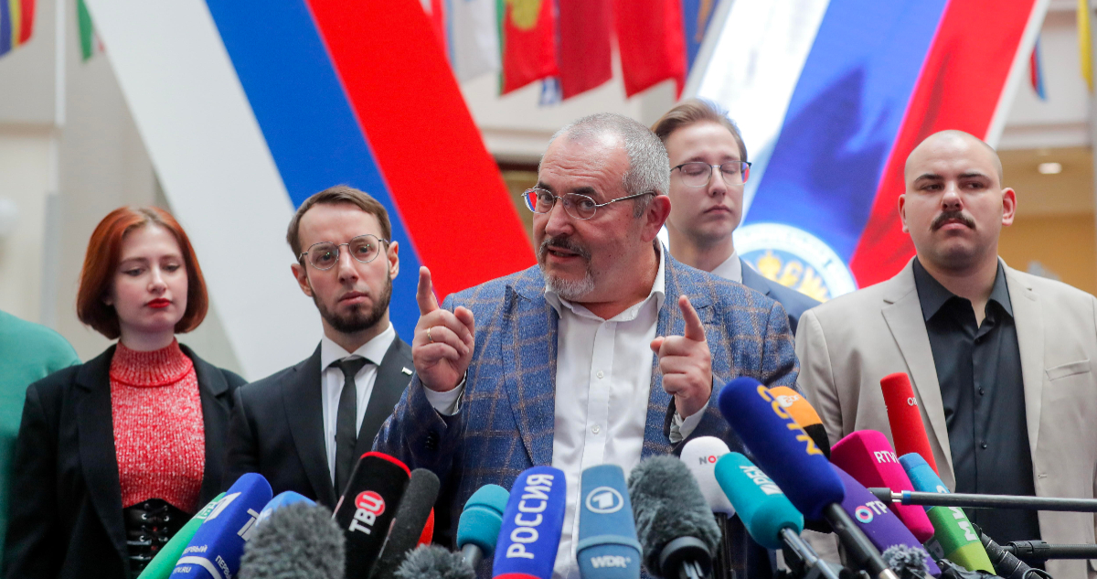 Va a correr solo: Comisión electoral de Rusia rechaza candidatura del único opositor de Vladimir Putin