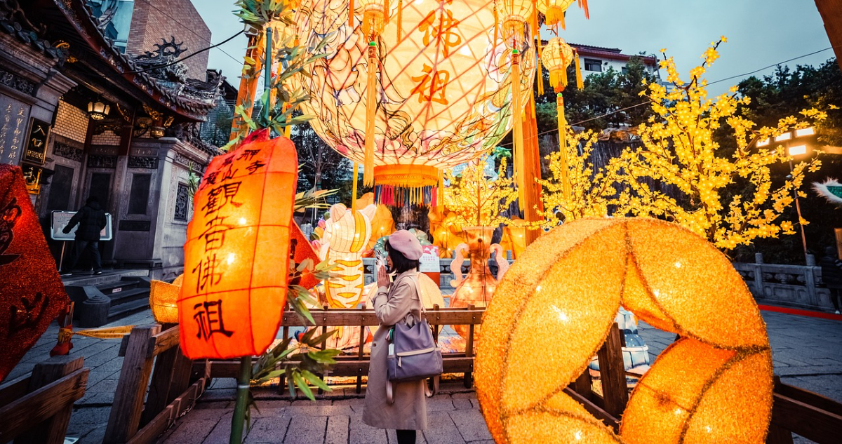 La economía china sigue con tendencia deflacionaria y el Año Nuevo Lunar influyó en últimas cifras