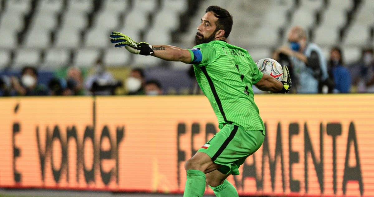 Claudio Bravo se ilusiona con volver a La Roja.