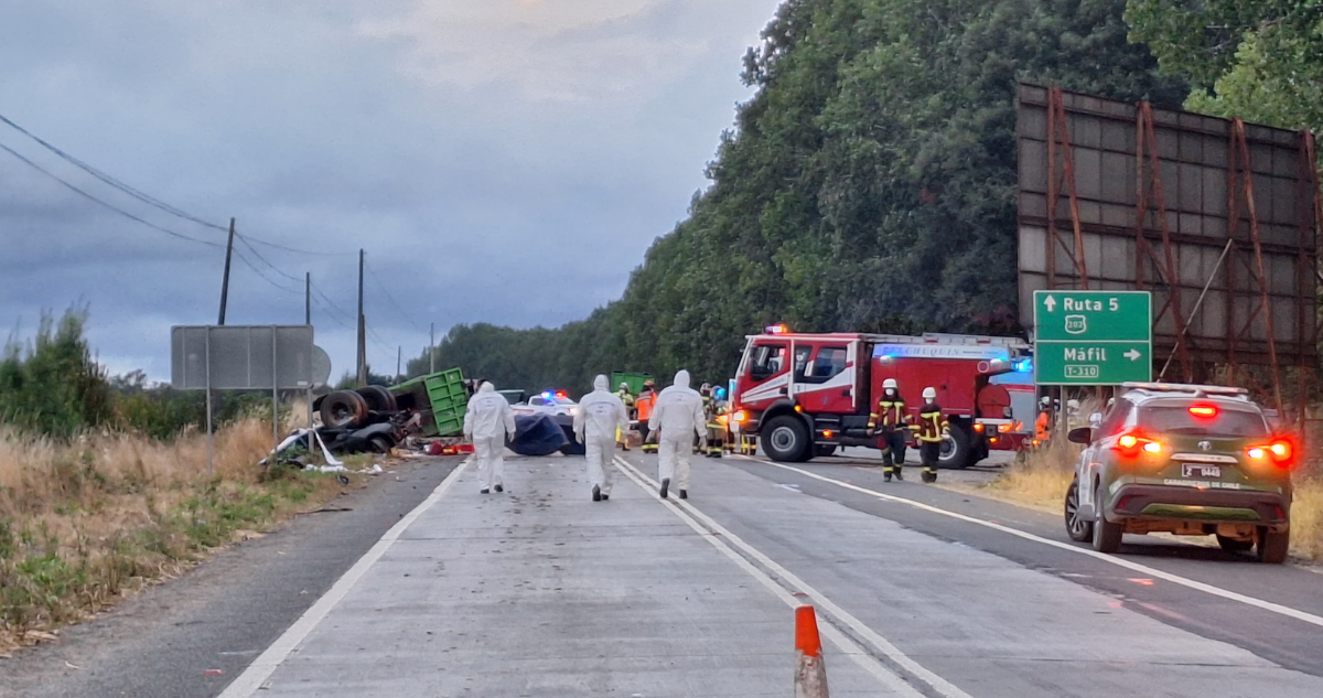 Sitio donde ocurrió una colisión en ruta entre Valdivia y San José de la Mariquina