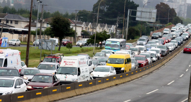 Imagen de congestión por Súper Lunes en Concepción