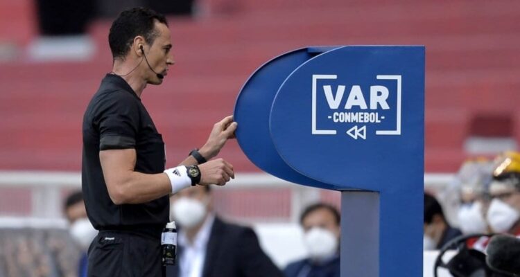 VAR en la Conmebol