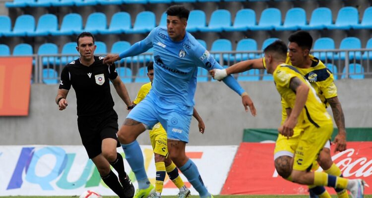 Deportes Iquique y Everton empataron por el Campeonato Nacional.
