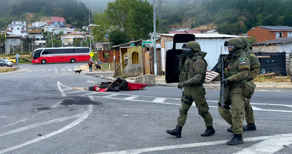 Desalojo de toma en sector Juan Riquelme de Concepción: ocupantes abandonan el lugar