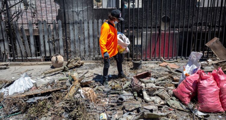 Valparaíso: Gobierno eleva a 35 las personas desaparecidas en medio de controversia con Viña de Mar