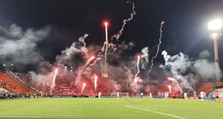 Desórdenes de la barra de Colo Colo en Mendoza