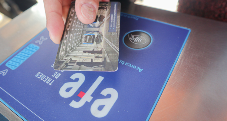 Usuario de Biotren en el marco de dichos de delegada Dresdner