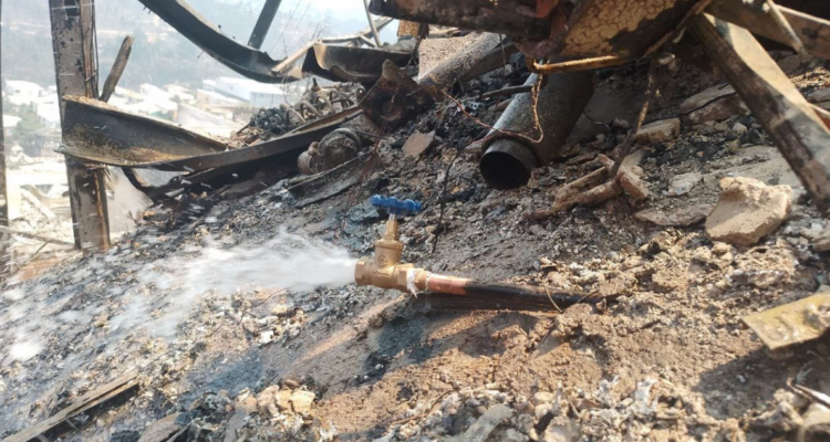 Suministro de agua en Gran Valparaíso repuesto por Esval