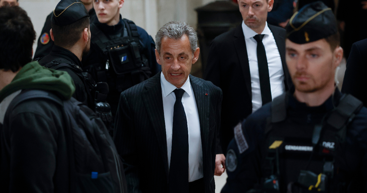 Confirman condena de expresidente francés Nicolas Sarkozy por financiación ilegal de campaña en 2012