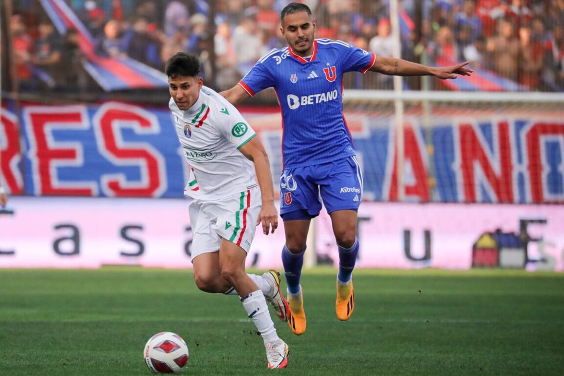 Federico Mateos quedó al margen del estreno de La U.