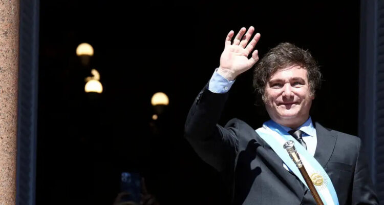 FMI niega un nuevo programa de refinanciación con Argentina y “alaba” plan de Milei con la ley Ómnibus