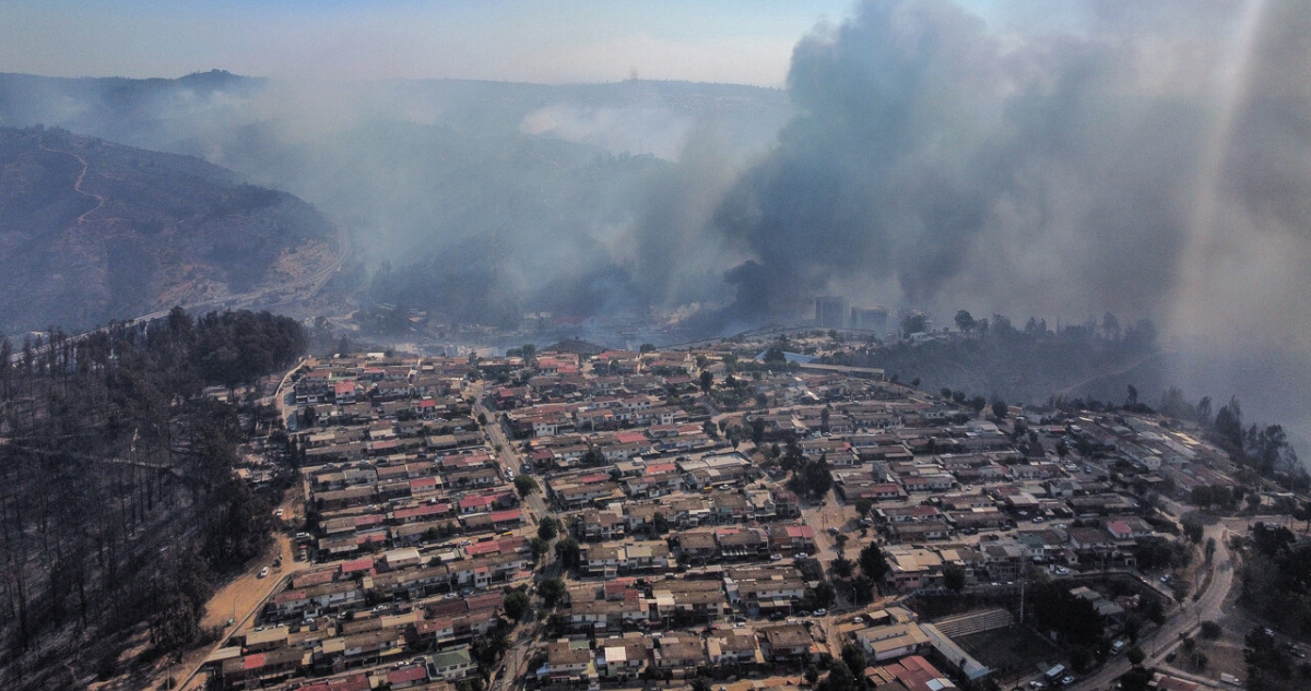 Aumentan a 38 los cuerpos identificados de víctimas por incendios forestales en región de Valparaíso