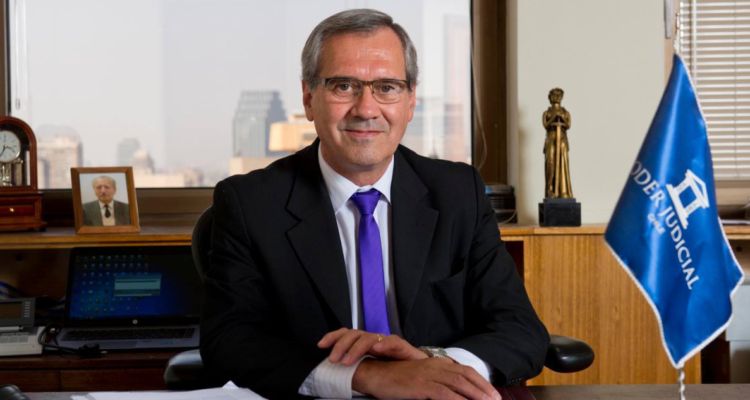 Guzmán compra Lexus