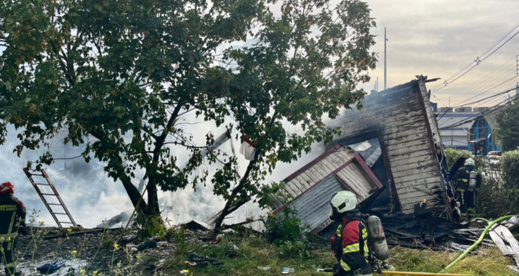 Incendio en casa Ebel de Puerto Montt