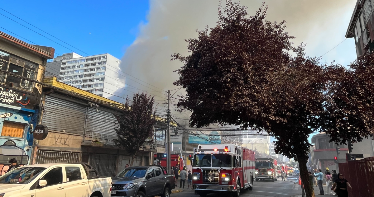 Incendio en pleno centro de Concepción