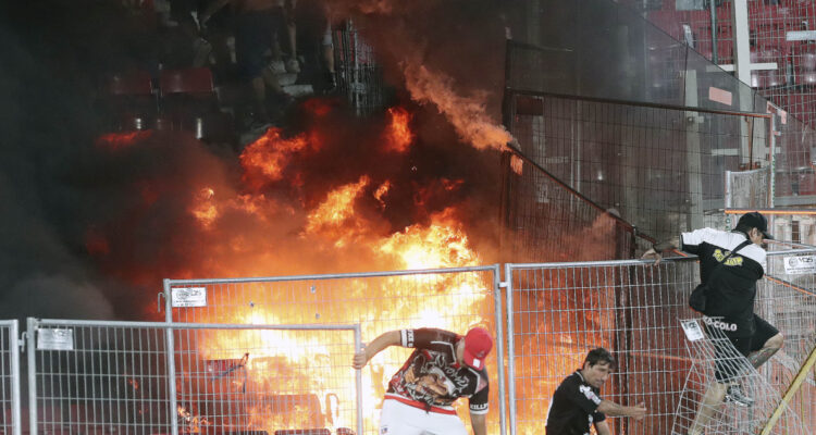 Detenidos en Estadio Nacional quedan libres y sólo son prohibición de entrar a partidos profesionales