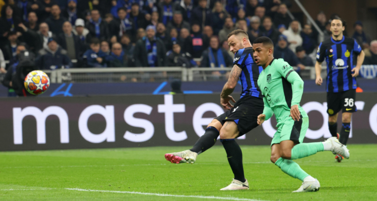 Inter está venciendo a Atlético de Madrid en los octavos de Champions League.