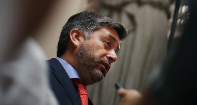 Corte revisará recurso de Gendarmería por videollamadas permitidas por juez Urrutia a reos peligrosos