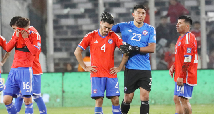 La selección chilena vuelve a caer en el ranking FIFA.