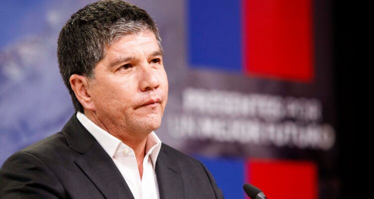 Gobierno se querella por secuestro de exmilitar venezolano en Chile