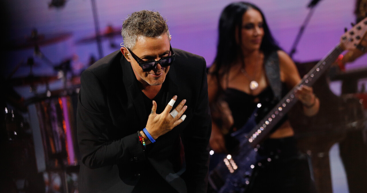 “He respirado tu dolor”: el emotivo mensaje de Alejandro Sanz tras triunfar en Viña 2024