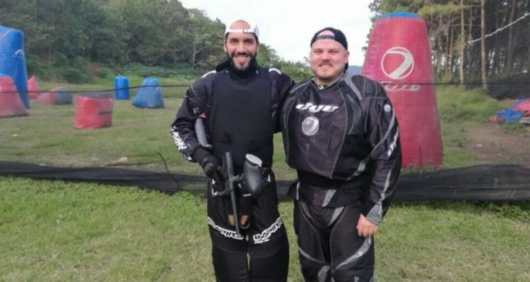 Nayib Bukele (izquierda) y Alejandro Muyshondt (derecha).