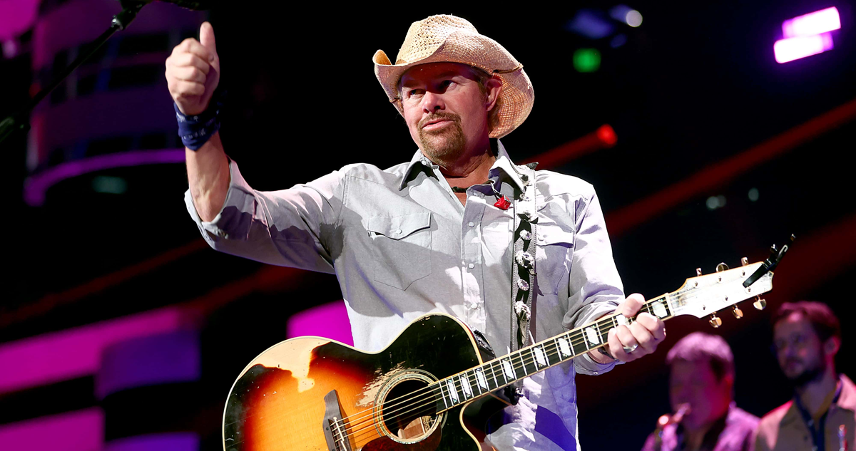 Toby Keith, ‘as good as he once was’.